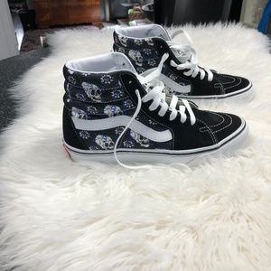Van's Sk-8 Hi Skull Sneakers